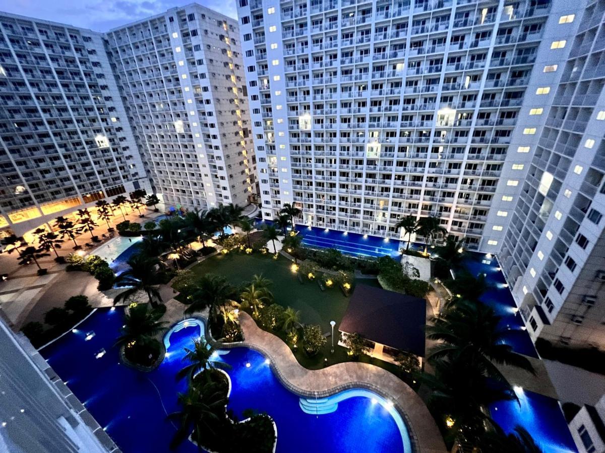 Studio Units At Shore Residences Condo Moa Complex Near Airport パサイ エクステリア 写真