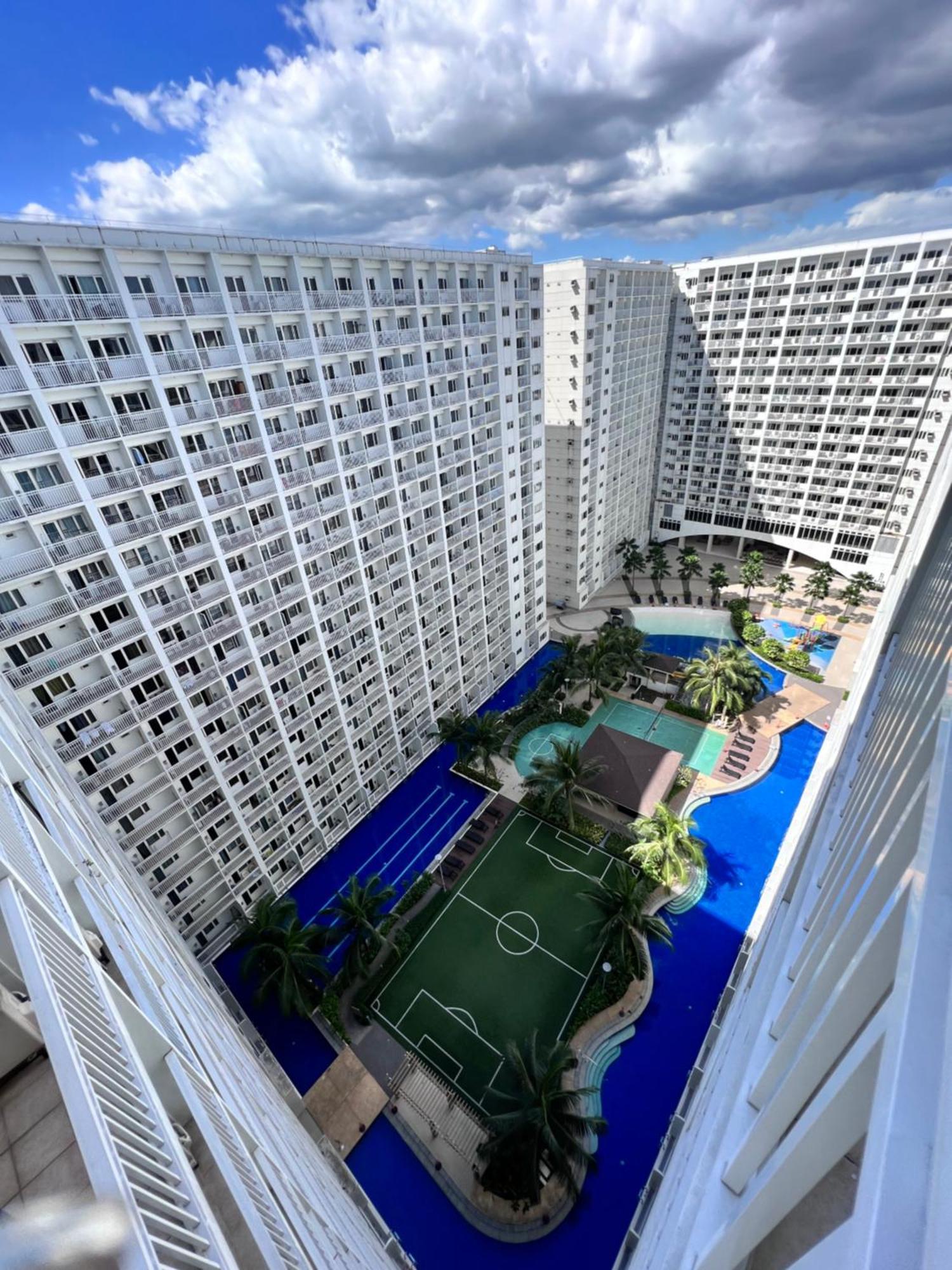 Studio Units At Shore Residences Condo Moa Complex Near Airport パサイ エクステリア 写真